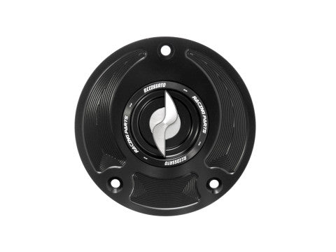 Tank filler cap for Suzuki motorbikes with quick release machined from billet aluminium