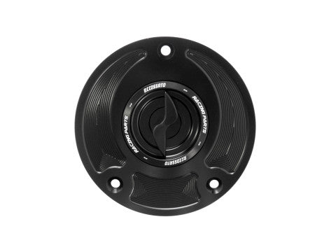 Tank filler cap for Suzuki motorbikes with quick release machined from billet aluminium